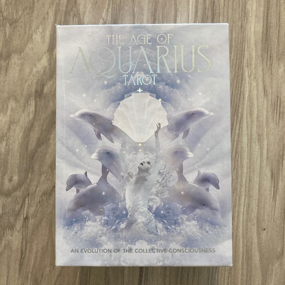 The Age of Aquarius Tarot by Yana Saint Levie - Picture 1 of 15
